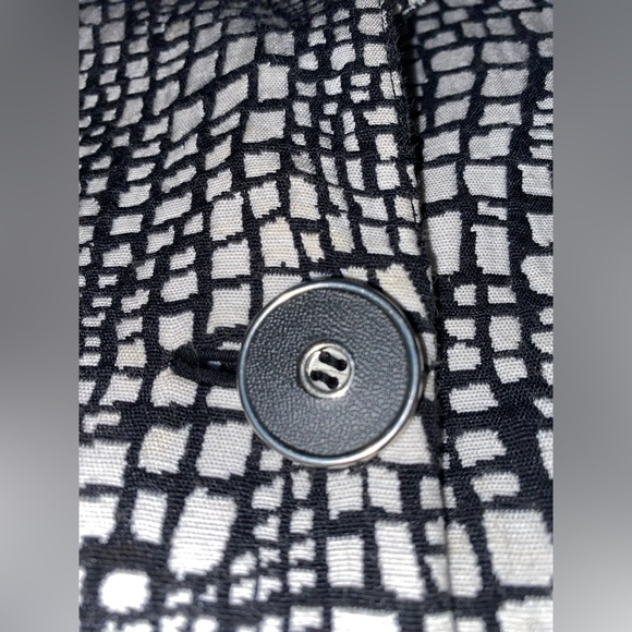 Chicos Women’s Windowpane Blazer/Jacket w/Pebble Pattern in BLK & OFF WHT SZ 1 - Picture 6 of 6